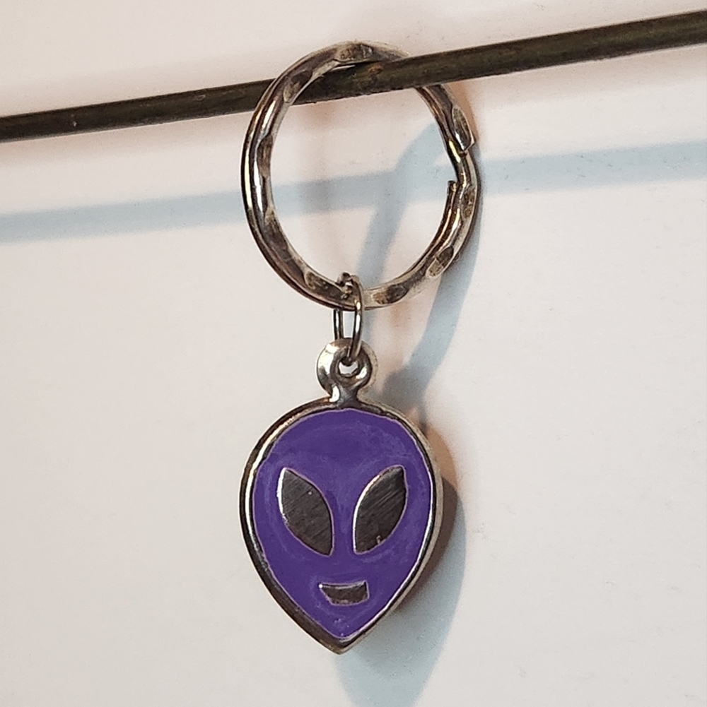 1 1/2” Unbranded Purple Alien Keychain